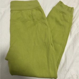 Lululemon scuba joggers size 8